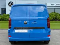 Novo VW Transporter 100 kW (136 HP) 2026 Azul Van