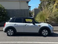 Used Mini Cooper D Hatch 116 HP (85 kW) 2017 Silver Hatchback