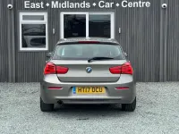 Używany BMW 118 Sport Line 150 KM (110 kW) 2017 Srebrny Hatchback