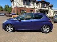 Used Peugeot 208 Allure 82 HP (60 kW) 2013 Blue Hatchback