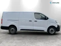 Used Vauxhall Vivaro S 100 HP (73 kW) 2023 White MPV