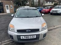 Used Ford Fusion Titanium 99 HP (72 kW) 2010 Silver Hatchback