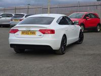 Begagnad Audi A5 Black Edition 2015 Vit Sportkupé