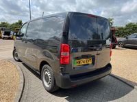 Second-hand Peugeot e-Expert 98 kW (134 CP) 2025 Gri Van