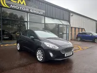 Used Ford Fiesta Titanium 100 HP (73 kW) 2018 Black Hatchback