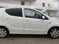 Używany Nissan Pixo N-TEC 68 KM (50 kW) 2012 Biały Hatchback
