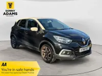 Used Renault Captur Iconic 90 HP (66 kW) 2018 Black/cream SUV