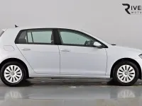 Used VW Golf VII S 125 HP (91 kW) 2018 White silver Hatchback
