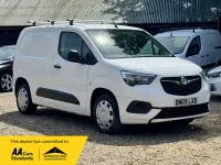 Used Vauxhall Combo Sportive 75 HP (55 kW) 2019 White MPV