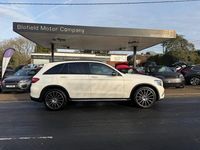 Usado Mercedes GLC250 AMG line 204 HP (150 kW) 2018 Branco SUV