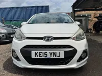Used Hyundai i10 Premium 87 HP (63 kW) 2015 White Hatchback