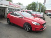 Used Volvo V40 R-Design 122 HP (89 kW) 2016 Red Hatchback