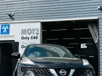 Used Nissan Juke N-Connecta 110 HP (80 kW) 2018 Black SUV