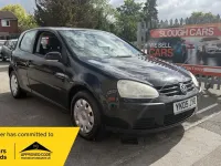 Begagnad VW Golf IV S 2005 Svart Halvkombi