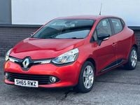 Used Renault Clio IV Dynamique 75 HP (55 kW) 2015 Red Hatchback