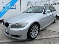 Begagnad BMW 318 2012 Silver Kombi