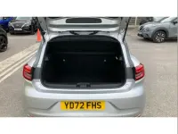 Used Renault Clio Techno 143 HP (105 kW) 2022 Silver Hatchback