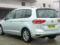 Begagnad VW Touran Family 2016 Silver Minibuss