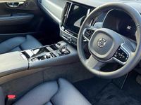 New Volvo V90 Plus 345 HP (253 kW) 2025 Silver dawn Estate