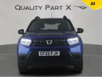 Begagnad Dacia Duster Essentiel 100 HK (73 kW) 2022 Blå SUV