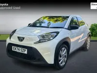 Used Toyota Aygo X PURE 72 HP (52 kW) 2024 White SUV