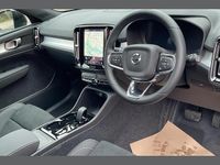 New Volvo XC40 Plus 161 HP (118 kW) 2026 Green SUV