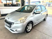 Used Peugeot 208 Active 68 HP (50 kW) 2013 Silver Hatchback