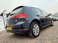 Used VW Golf VII SE 105 HP (77 kW) 2013 Blue Hatchback