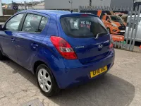 Used Hyundai i20 Comfort 78 HP (57 kW) 2010 Blue Hatchback