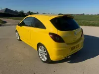 Usado Vauxhall Corsa SRi 2014 Amarelo Citadino