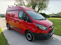 Used Ford Transit Custom 100 HP (73 kW) 2014 Red Van