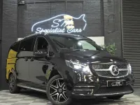 Usado Mercedes V300 AMG line 237 HP (174 kW) 2023 Preto Monovolume