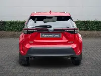 Used Toyota Yaris Hybrid Design 2022 Red Estate