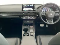 Używany Honda Civic Advance 184 KM (135 kW) 2023 Biały Hatchback