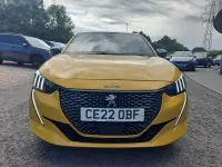 Used Peugeot 208 Premium 75 HP (55 kW) 2022 Yellow Hatchback