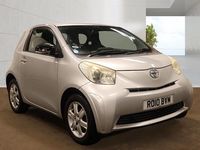 Used Toyota iQ 68 HP (50 kW) 2010 Silver Hatchback