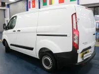 Used Ford Transit Custom 105 HP (77 kW) 2018 White Van