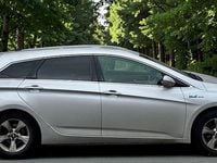 Used Hyundai i40 Style 115 HP (84 kW) 2013 Silver Estate