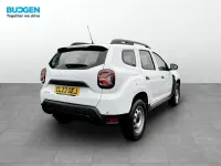 Used Dacia Duster Essentiel 90 HP (66 kW) 2023 White SUV
