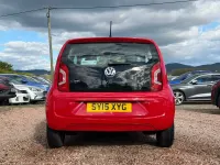 Begagnad VW up! move up! 60 HK (44 kW) 2015 Röd Halvkombi