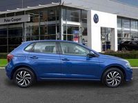 Used VW Polo Life 95 HP (69 kW) 2024 Blue Hatchback