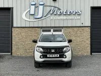 Used Mitsubishi L200 181 HP (133 kW) 2019 White Pickup