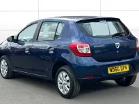 Usado Dacia Sandero Ambiance 90 HP (66 kW) 2016 Azul Citadino