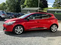 Used Renault Clio Dynamique 90 HP (66 kW) 2014 Red Hatchback