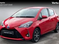 Used Toyota Yaris Hybrid 101 HP (74 kW) 2019 Red Hatchback