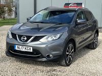 Used Nissan Qashqai Tekna 130 HP (95 kW) 2017 Grey SUV