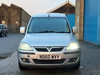 Used Vauxhall Combo 75 HP (55 kW) 2011 Silver MPV