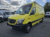 Used Mercedes Sprinter 190 HP (139 kW) 2018 Yellow Van