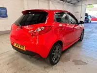 Usado Mazda 2 Edition 2013 Vermelho Citadino