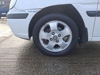 Used Hyundai Matrix 102 HP (75 kW) 2007 White MPV